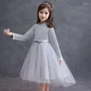 Girl -jurken 2024 Autumn Girls 'Kleding Piano Performance Dress Bow Bow Modieuze kinder bruiloft