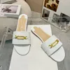 Designer Sandal Flats Brand Luxury Brand Slides for Women Gold Buckle Lychee Magottoni di fango Mandata Donne Sestate Cena delle feste Sandles