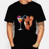 T-shirt maschile nuove magliette da uomo alla moda scoiattolo che beve cocktail feste divertenti magliette di grandi dimensioni top a maniche corte