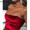 Robes décontractées Femmes Spaghetti Spaghetti Stractures de ruisseaux plies bodycon sexy mini robe rouge