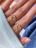Cluster ringen 10 stks charme heldere zirkoon bladvorm gelukkige messing mode open manchet vinger voor vrouwen
