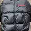 Herren Pufferjacke Designer Mantel Kapuze Winterjacken wasserdichte Kleidung down Parkas Luxus Windbreaker Reißverschluss Frauen Überladungsbrief Schwarze Weste Outwear Techmäntel