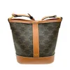 レザーハンドバッグデザイナーは、50％割引で新しい女性用バッグを販売しています香港バケツバッグ