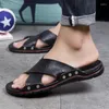 Sandalias Men Black White Classic Crossband Slip en Zapatos informales Summer Summer Breathable Outdoor Mens Slides cómodas Playa