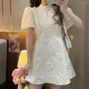 Robes de fête French Princess Court Fashion Doll Robe Puff Sleeve Elegant Pearl Jacquard Mini améliorer la fée d'été Qipao