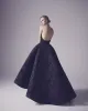 Ashi Studio Senaste svarta kvällsklänningar Sexig stropplös rygglikheter PESKINS PROM -klänningar Elegant Black Swan Formal Evening Party Dress