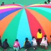 2m/6m diameter barn utomhus teamwork spel prop regnbåge fallskärm leksaker hoppväska studsa lekmatta skolaktivitet pusselspel