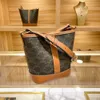 Märke kvinnors väska designer av heta nya väskor läder hink väska för kvinnors nya pendlare mode en axel