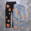 Mäns jeans Y2K MENS Tryckt Jeans American Trendy Brand Trousers Straight Flame Kapok Tryckt Casual Jeans för män och kvinnor T240409