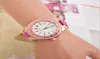 Armbandsur Luxury Gold Women039s Watches mode rostfritt stål armband kvinnor klocka romersk siffra kristall diamant casual dr7843281