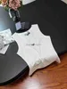 Designer Women's T-shirt haut de gamme pour femmes réservoirs d'été Triangle de métal pour femmes en forme de triangle en forme de file