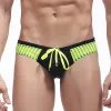 Man's Swimming Briefs Low Midj Swimewear Trunks Casual Drawstring Kort sexig Swim Shorts Summer Patchwork Bortable Underwear