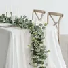 Dekoracyjne kwiaty sztuczne eukaliptus girland faux zielony wieniec z białym mini wystrój do arcytury na ścianie przyjęcia weselne