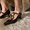 Designer Fashion Temperament Square Head Tjock Häle Single T Strap Mary Jane Shoes High Heels Women