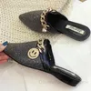 Casual schoenen zwarte kaki Italiaanse vrouwen schoenen klassieke luxe retro slippers ondiepe mond metaal gemengde kleurglaasjes plat buiten modieus 43 t240409