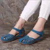 Sandaler Kvinnor 2024 Fashion Hookloop Shoes Casual Slip On Ladies Vintage Gladiator Sandal Flat Platform Women