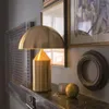 Lâmpadas de mesa Lâmpada criativa de cogumelo LED moderno de luxo de ouro decoração nórdica de proteção ocular