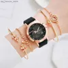 Montre-bracelets Fashion Femmes Es Simple Heart en forme de cristal dames Quartz poignets fraîches Femelle Black Clock Kobieta Zegarek240409