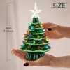 7 pouces d'arbre de Noël en céramique Vintage Green Tablet Top de Noël avec arbre Topper Star et lumières multicolores pour le bureau