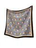 Modemärke Silk Square Scarf Print Floral New Girls Soft Touch Designer G riktiga par halsduk Utsökta tillbehör mångsidigt urval av pannband 90x90 cm 2 färg