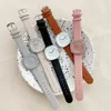 Montres pour femmes Cadran rond Reataillez pour les femmes Fashion Casual Leather Strap Watchs Simple Ladies Quartz Wristcroises Horloge robe Reloj Mujer Gift 240409