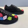 Lyx ny designer mode mäns strass lapp tjock botten kausal skor lägenheter mockasins manlig rock hip-hop promenad sneakers