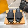 Velcro Slippers POOL PILLOW COMFORT Designer Slipper Denim Sandals Width Slides Women Sandal Rubber Shoes Fashion Easy-to-wear Style Slide