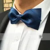 Blue Solid Cor de alta qualidade Office de casamento de negócios Officious Man Marinha azul Cravat Bow Tie240409
