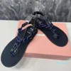 2024 Spring Summer Women Flat Sandals Runway Designer Patch Toe Hemp Hemp Rope Weaving Buckle Strap Outsid