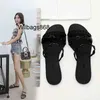 الصفحة الرئيسية Oran Paris Slippers L Summer 2024 New Pig Nose Sandals Chain Flat Bottom Shoes Holiday Beach Women