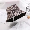 Boinas leopardo impressão balde chapéu pescador de verão viagens ao ar livre chap chapé para homens e mulheres acessórios protetores