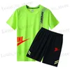 Herrespår 2024 mode Nya herrsportskläder Summer Wear Mens Sports Wear Short Slved T-shirt+Shorts Snabbtorkning 2-stycken