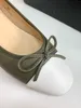 2024 Designerskie kapcie skórzane letni leniwy designerski sandałowy kreskówka otwartą palca oran klapki skórzane lady slajdy męskie buty gai gai