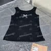 MIU Femmes Tops Bow Tees Crystal Letter Crop Top Sexy Off épaule Black Top Black Casual Sans manche