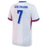 Maillots de Football 2024 French Fra nce Soccer Jersey French Benzema 2024 25 Francia Mbappe Griezmann Kante Maillot Foot Kit Enfants مجموعة قمصان كرة قدم الرجال