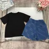 NOVO BEBER TRABALHO TRABALHO DE VERÃO CURTO DE MAIS DE MAIS DE MAIS DE CRIANÇAS ROODADES DE DESIGNER Tamanho 100-150 CM Camiseta e shorts de impressão 3D CM 24April