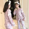 Vêtements à la maison Ensembles de pyjamas en coton pour les femmes 2024 Automne Rouffon Fashion Ruffles à manches longues Lace Pyjama Girls Migne Imprimers Habdres Lounge