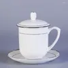 Tasses Jingdezhen en céramique tasse de thé avec couvercle peint à la main à la main osseux en porcelaine en porcelaine