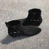 Stövlar Personlig exklusiv spetsig Black Suede Ankle Strap äkta läder Men Boots Cowboy Wedge Denim Boots