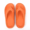 2024 NIEUWE SOMMER BADADHADE HOME SLIPPERS Dames Summer Shit Steping Dikke zoole visgraat slippers eva teen paar slippers