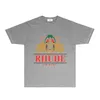 Rhude Brand Summer Tshirts Designer Tシャツ男性と女性のトレンディなファッション服RH028オウム対称印刷半袖TシャツサイズS-XXL