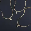 Hänge halsband a-z brev guldpläterat rostfritt stål hänge halsband lämpligt för kvinnors ormkedjor inledande bokstaven kravik halsband halsband juvelryq
