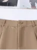 Shorts féminins Ventilates d'été lâches décontractés solides pour les femmes hautes taille ajouter la ceinture en lin coton pantalon court 240409