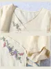 Kvinnors blusar 2024 Summer Ethnic Style Floral Embroidery Blus Women V Neck Bomull Linne Skjorta Damer Kausal Löst tunna T Korta toppar