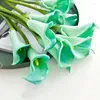 Flores decorativas 5 PCs Calla Artificial Flower Bouquet Decoração de casa noiva Holding Bridal Room Accessoires Decoração Murale Bruiloft