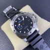 Designer Luxus Uhren Watch Factory Sapphire Mirror Automatische Bewegung Größe 44 mm Gummi -Gurt U7OT