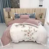 Ensembles de literie Luxury Magnolia Flower broderie 4pcs Set Satin Silk Cotton Cover Cover Lit Coubitre