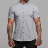 Camisas casuais masculinas 2023 New Trend Solid Color Stand Stand Shirt Cirtle mass moda casual cardigã de manga curta Summer Muscle Mens Shirtl2404