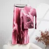 Vestidos de trabalho Alsey Miyake Planged Printing Suit para mulheres gradiente de outono de manga comprida Coloque de pescoço alto Midi Skirt Duas peças Conjunto