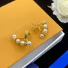 Elegant Stud Designer Pearl Letter Boucles d'oreilles Femmes Gold Sier plaqué en acier inoxydable Drop dangle mode bijoux de mariage Jewerlry Gift High Quality Wholesale